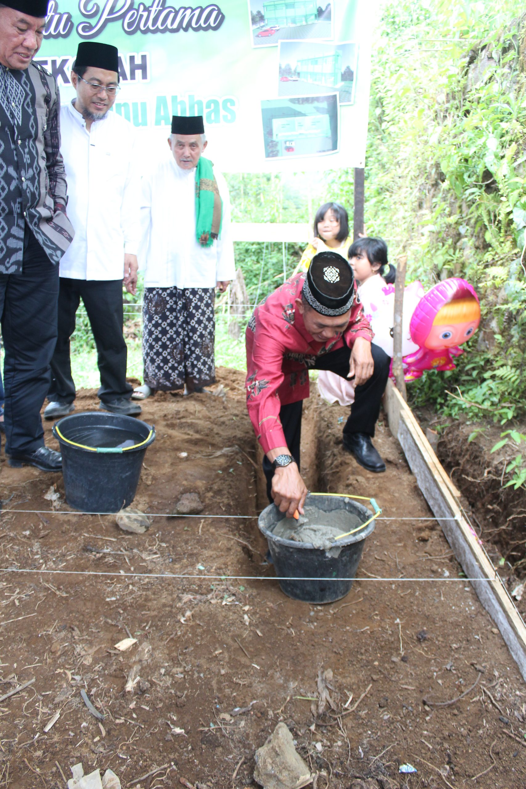 peletakan-batu-pertama-7-scaled.jpg